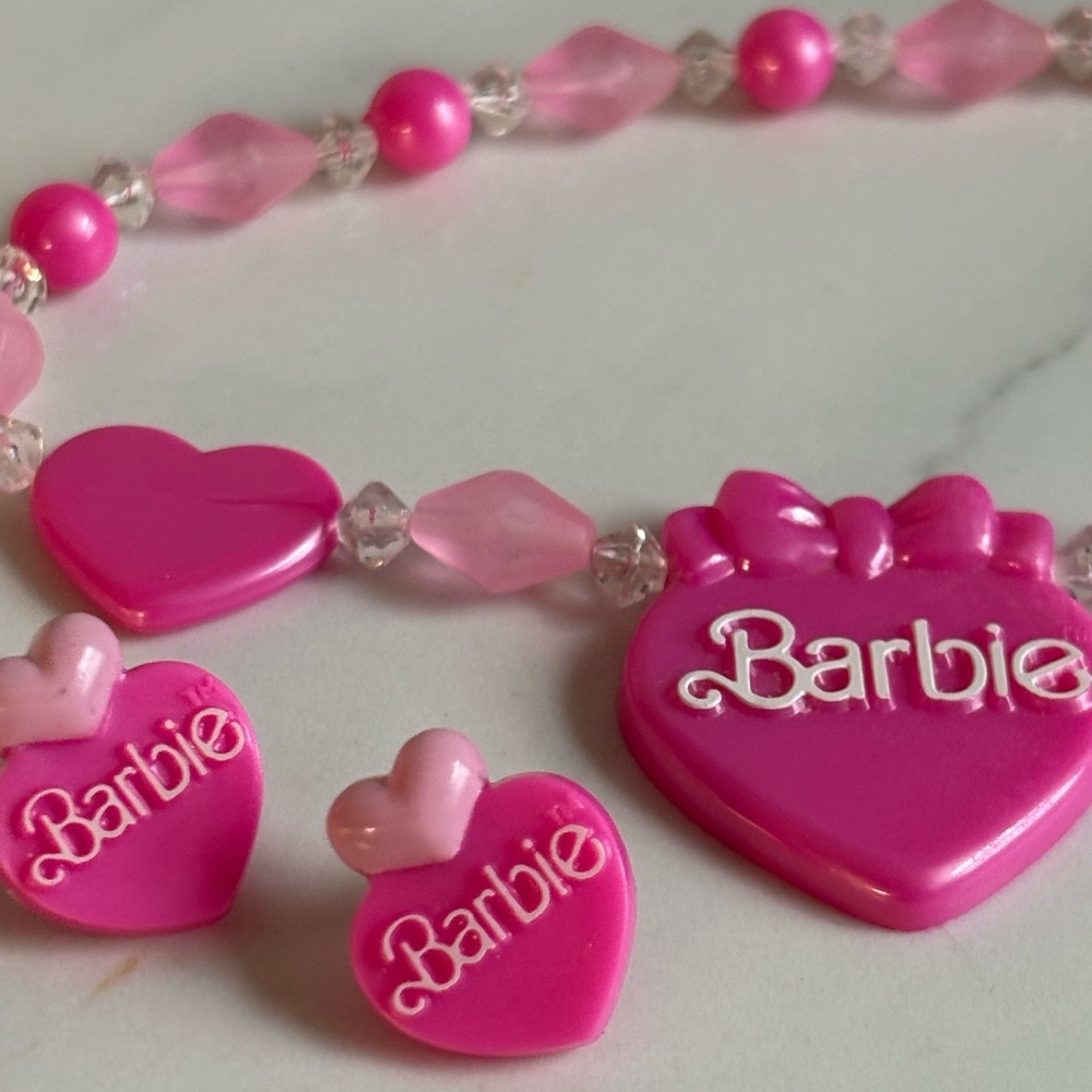 Vintage 1989 Mattel Barbie Heart Necklace & Earrings Set NIB Pink